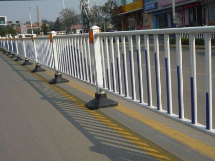 道路市政護(hù)欄